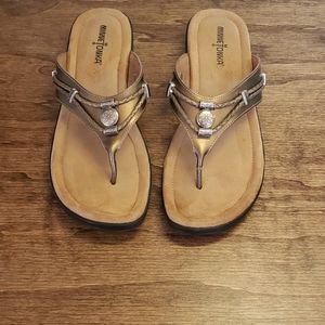 Minnetonka Silverthorne Bronze Leather Thongs 9